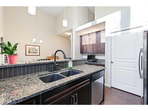 2405 Wentworth Villas Sw, Calgary, AB - Indoor Photo Showing Kitchen With Double Sink With Upgraded Kitchen