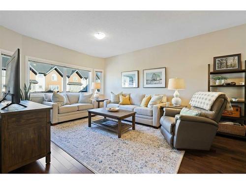 2405 Wentworth Villas Sw, Calgary, AB - Indoor Photo Showing Living Room