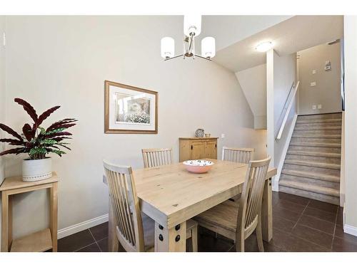 2405 Wentworth Villas Sw, Calgary, AB - Indoor Photo Showing Dining Room