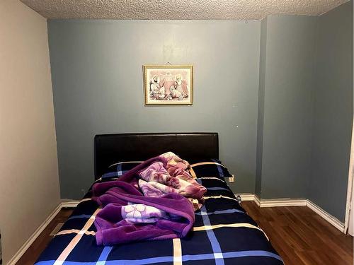 47 Falchurch Road Ne, Calgary, AB - Indoor Photo Showing Bedroom