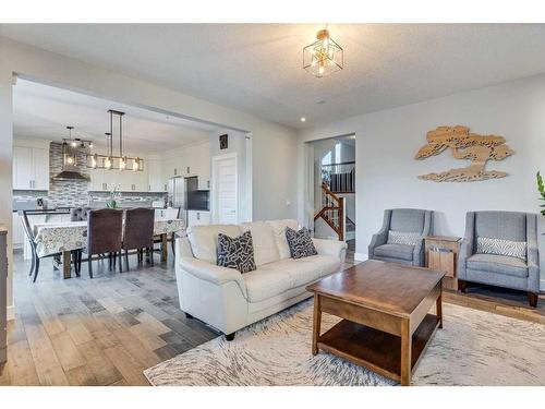 120 Shoreline Vista, Chestermere, AB - Indoor Photo Showing Living Room