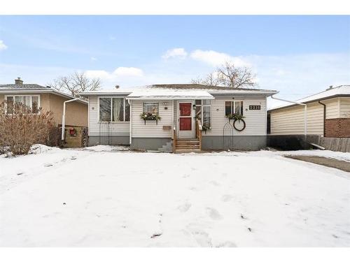 2216 41 Street Se, Calgary, AB - Outdoor With Facade