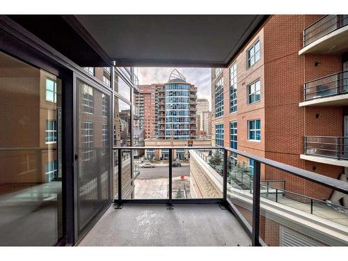 409-730 2Nd Avenue Sw, Calgary, AB - Outdoor With Balcony With Exterior