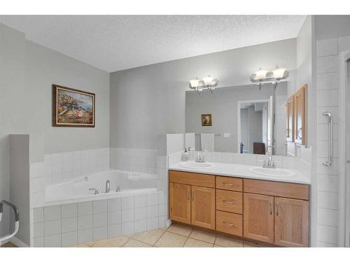 110-60 Sierra Morena Landing Sw, Calgary, AB - Indoor Photo Showing Bathroom