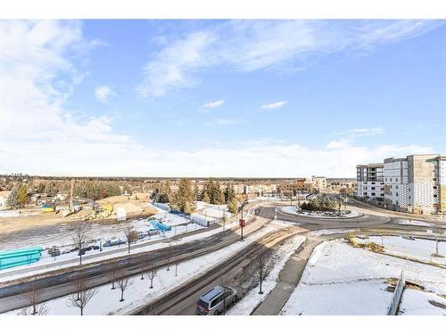 405-660 Shawnee Square Sw, Calgary, AB - Outdoor With View