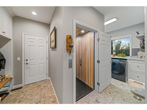 263010 Butte Hills Way, Rural Rocky View County, AB - Indoor Photo Showing Laundry Room