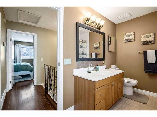 703-2520 Palliser Drive Sw, Calgary, AB - Indoor Photo Showing Bathroom