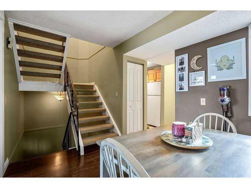 703-2520 Palliser Drive Sw, Calgary, AB - Indoor Photo Showing Other Room