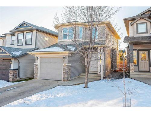 47 Everoak Gardens Sw, Calgary, AB - Outdoor With Facade