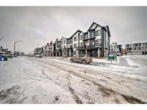 368 Seton Villas Se, Calgary, AB - Outdoor