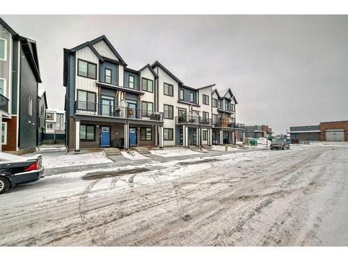 368 Seton Villas Se, Calgary, AB - Outdoor