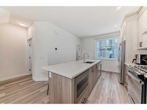 368 Seton Villas Se, Calgary, AB - Indoor Photo Showing Kitchen