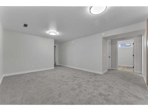 5516 5 Avenue Se, Calgary, AB - Indoor