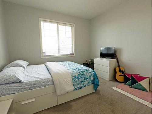 705-250 Sage Valley Road Nw, Calgary, AB - Indoor Photo Showing Bedroom