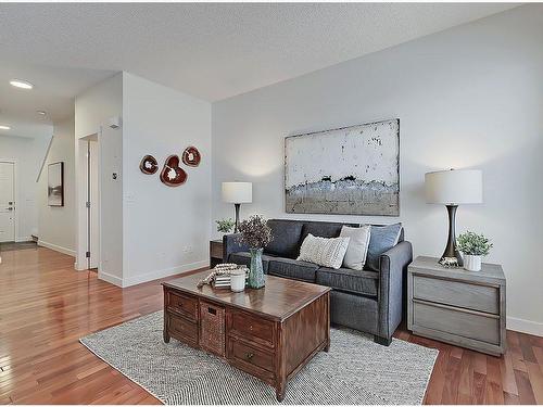 149 Rockyspring Grove Nw, Calgary, AB - Indoor Photo Showing Living Room