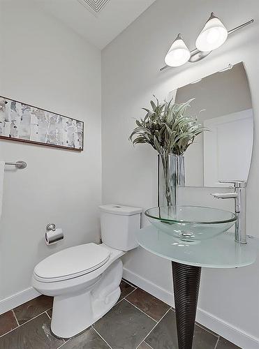 149 Rockyspring Grove Nw, Calgary, AB - Indoor Photo Showing Bathroom