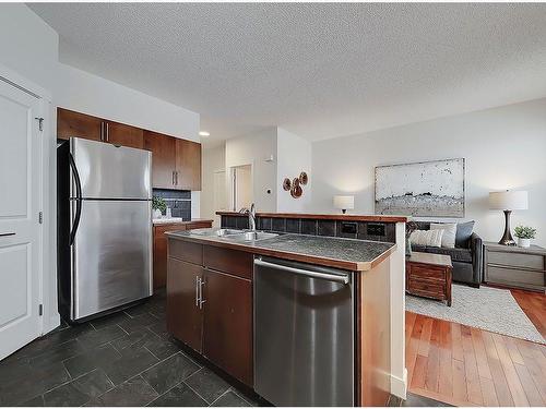 149 Rockyspring Grove Nw, Calgary, AB - Indoor Photo Showing Kitchen With Double Sink