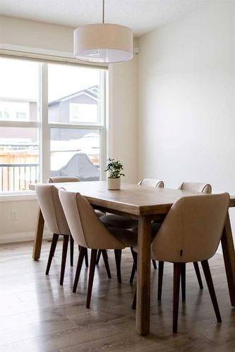 333 Clydesdale Way, Cochrane, AB - Indoor Photo Showing Dining Room