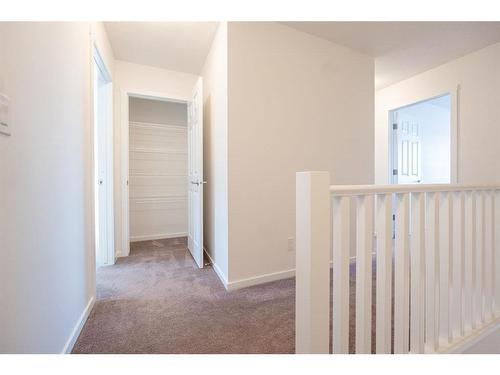 571 Osborne Dr Sw, Airdrie, AB - Indoor Photo Showing Other Room