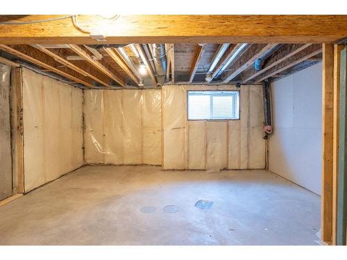 571 Osborne Dr Sw, Airdrie, AB - Indoor Photo Showing Basement