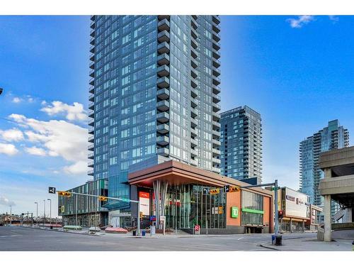 1407-530 3 Street Se, Calgary, AB - Outdoor With Balcony With Facade