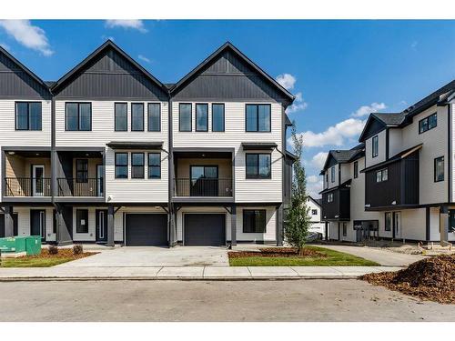 767 South Point Heath Sw, Airdrie, AB - Outdoor With Balcony With Facade