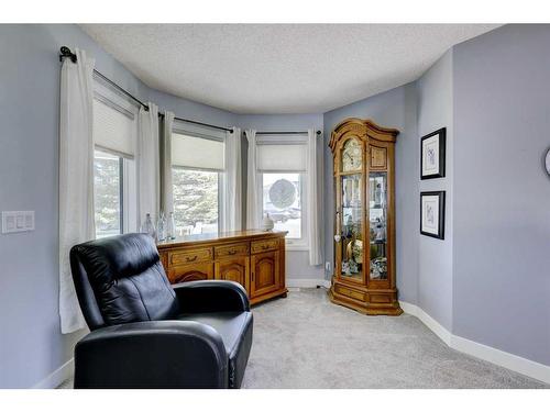 19 Woodside Crescent Nw, Airdrie, AB - Indoor