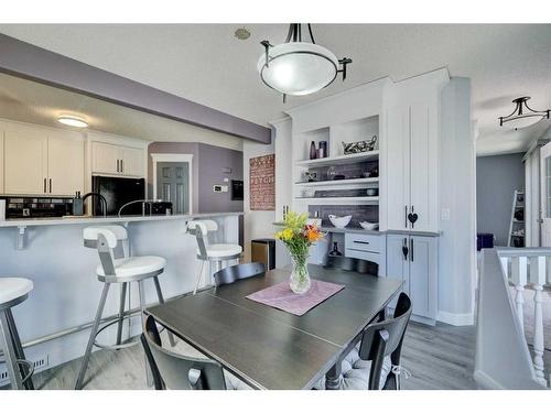 19 Woodside Crescent Nw, Airdrie, AB - Indoor Photo Showing Dining Room