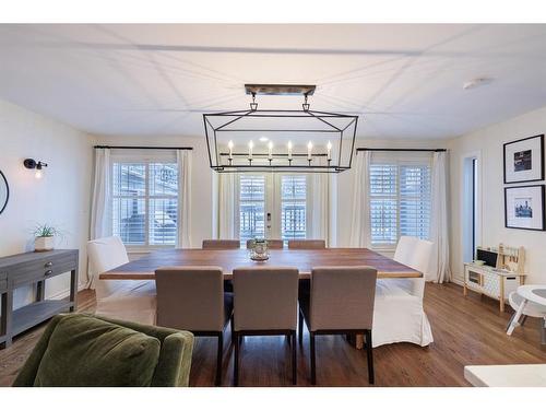 2726 7 Avenue Nw, Calgary, AB - Indoor Photo Showing Dining Room