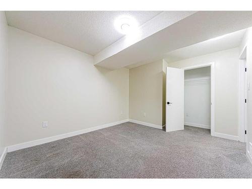 125 Taradale Close Ne, Calgary, AB - Indoor Photo Showing Other Room