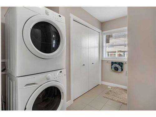 704 Redstone View Ne, Calgary, AB - Indoor Photo Showing Laundry Room