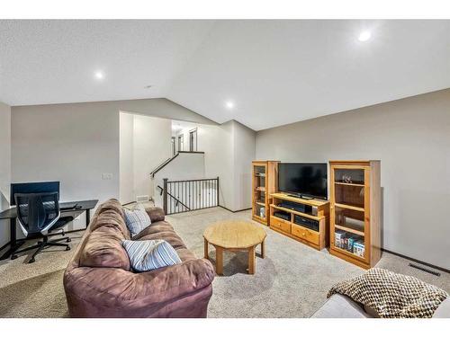 21 Silverado Range Bay Sw, Calgary, AB - Indoor