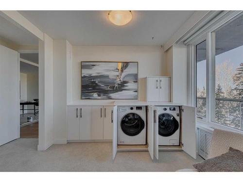 603-3316 Rideau Place Sw, Calgary, AB - Indoor Photo Showing Laundry Room