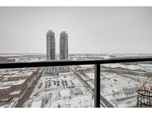 2305-225 11 Avenue Se, Calgary, AB - Outdoor With Balcony With View