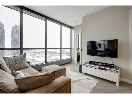 2305-225 11 Avenue Se, Calgary, AB - Indoor Photo Showing Living Room