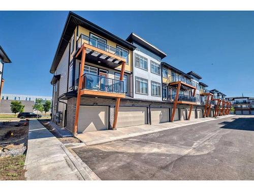 4659 Seton Drive Se, Calgary, AB - Outdoor