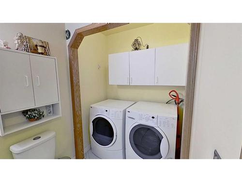 115 Coral Springs Circle Ne, Calgary, AB - Indoor Photo Showing Laundry Room