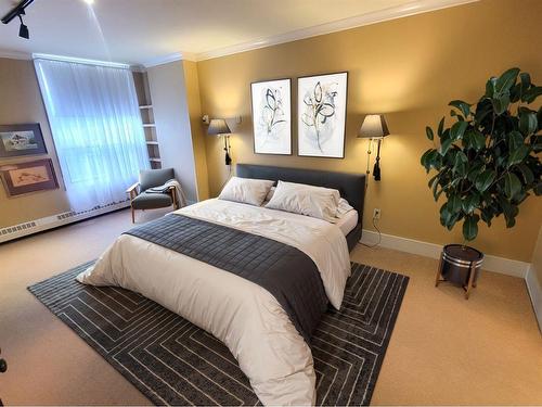 430-1001 13 Avenue Sw, Calgary, AB - Indoor Photo Showing Bedroom