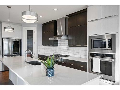 232 Sherwood Place Nw, Calgary, AB - Indoor Photo Showing Kitchen With Stainless Steel Kitchen With Upgraded Kitchen