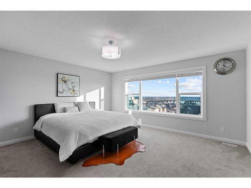 232 Sherwood Place Nw, Calgary, AB - Indoor Photo Showing Bedroom