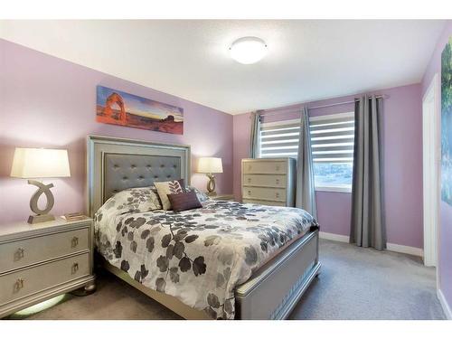 8 Corner Meadows Gate Ne, Calgary, AB - Indoor Photo Showing Bedroom