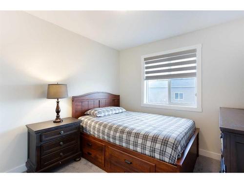 8 Corner Meadows Gate Ne, Calgary, AB - Indoor Photo Showing Bedroom