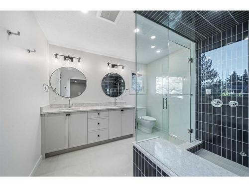 732 Willard Road Se, Calgary, AB - Indoor Photo Showing Bathroom