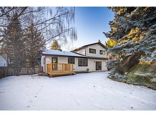 732 Willard Road Se, Calgary, AB - Outdoor With Deck Patio Veranda