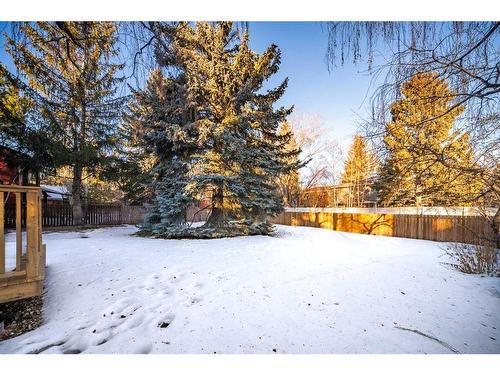 732 Willard Road Se, Calgary, AB - Outdoor