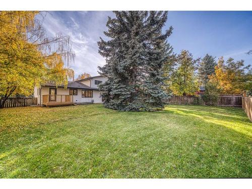 732 Willard Road Se, Calgary, AB - Outdoor