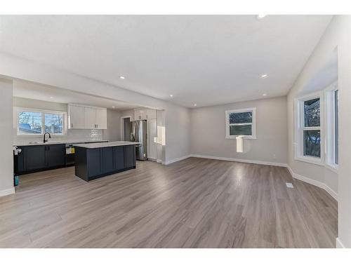 63 Fenton Road Se, Calgary, AB - Indoor