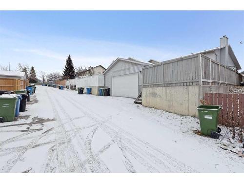 51 Sandstone Rise Nw, Calgary, AB - Outdoor With Exterior