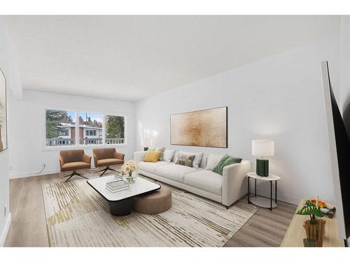 10816 Sacramento Drive Sw, Calgary, AB - Indoor Photo Showing Living Room