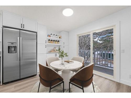 10816 Sacramento Drive Sw, Calgary, AB - Indoor Photo Showing Dining Room